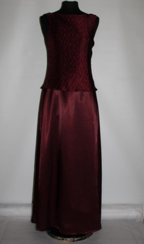 Rochie de seara din satin visiniu anii '80
