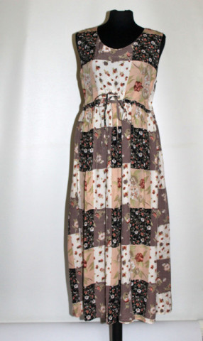 Rochie retro „Floral & Carouri” – vibe ’90 cu șnur în talie