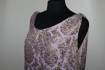 Rochie vintage din brocart model păuni anii 60