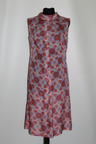 Rochie vintage print garoafe anii 50 - 60