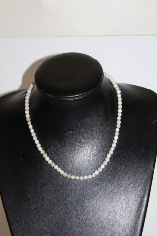 Colier vintage cu Piatra Lunii– anii ’60