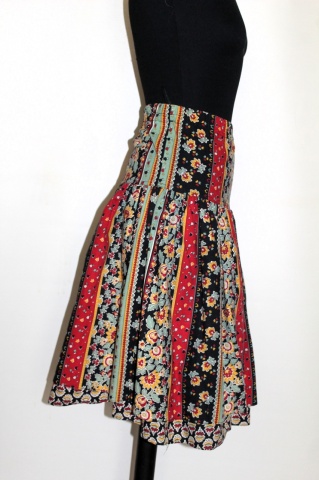 Fustă cloș cu volane suprapuse – anii ’80–’90, print floral country - Img 2
