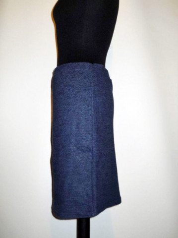 Fusta retro din tricot bleumarin anii '80