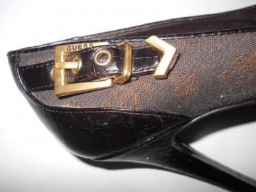 Pantofi maro "Guess"