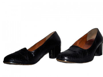 Pantofi vintage negri din piele veritabila de sarpe anii '60