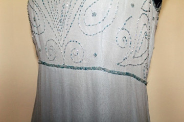 Rochie de ocazie bleu broderie margele anii '80