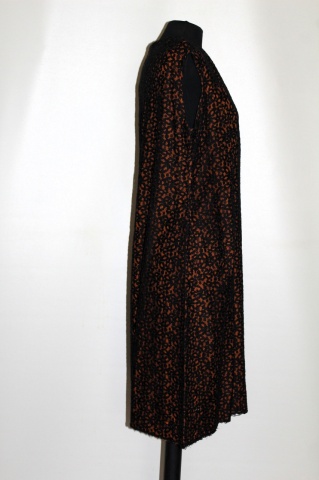 Rochie de ocazie din dantelă neagră – anii ’60, contrast portocaliu - Img 3