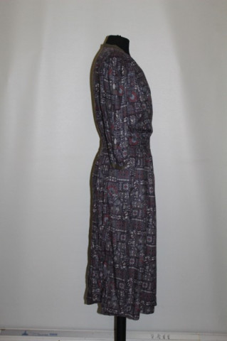 Rochie print abstract pe fond violet anii '70 - '80