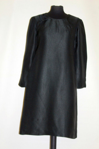 Rochie vintage neagră din crepe – anii ’60