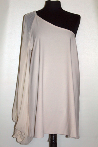 Bluza bej de ocazie repro anii ’70 – elegantă și fluidă