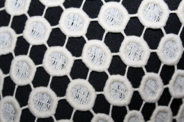 Bluza din dantela ivoire anii '40