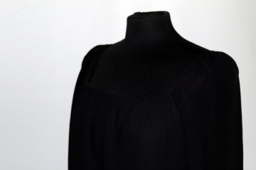 Bluza neagra stil romantic repro anii '70