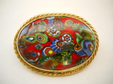 Brosa din portelan pictat perioada edwardiana cca. 1900