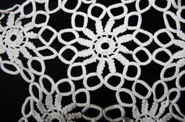Dantela crochet vintage flori anii '60
