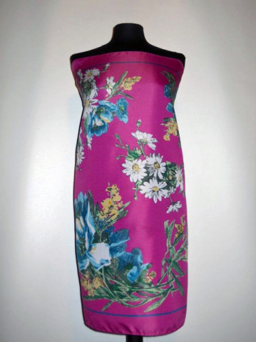Esarfa retro print floral pe fond roz anii '80
