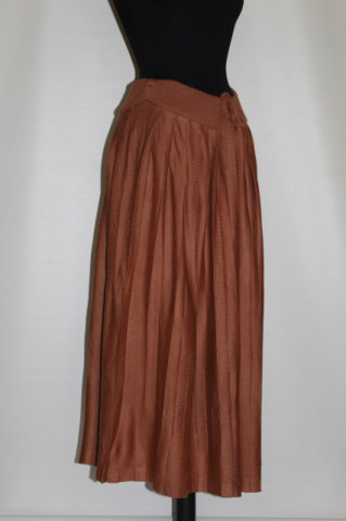 Fustă-pantalon din tricot anii 80