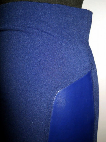Fusta retro bandage bleumarin anii '80