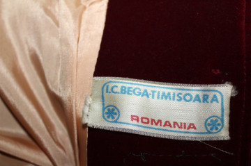 Jachetă vintage din catifea vișinie cu croială cambrată – anii ’70 - Img 2