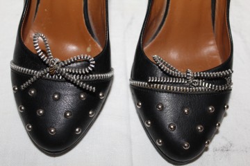 Pantofi piele naturală Via Montenapoleone – negri cu ținte argintii, vintage - Img 3