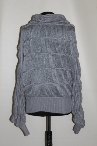 Pulover gri cu fronseuri – tricot vintage cu turtleneck larg - Img 3