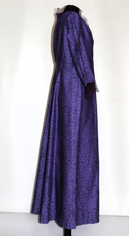 Rochie de seară violet cu volănașe – voal & jacquard, anii ’70 - Img 2