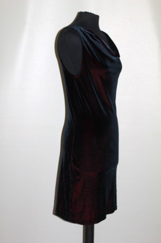 Rochie retro catifea moarata anii '90
