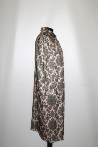 Rochie vintage print oriental verde anii ’70 – poliester fin, nasturi lucite - Img 2