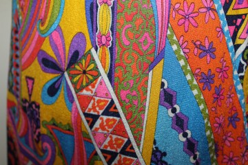 Rochie vintage psihedelic multicolor anii ’70 – nylon retro vibrant - Img 6