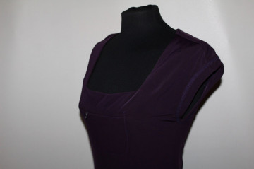 Rochie violet volan asimetric anii 90