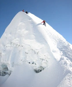 ISLAND PEAK - 6189M, LOBUCHE - 6119M - CUCERESTE UN VARF HIMALAYAN CELEBRU, LA 2 PASI DE EVEREST - Img 4