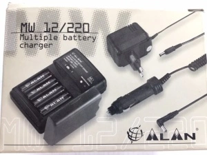Incarcator pentru acumulatori AA/R6 - de la 12V/220V