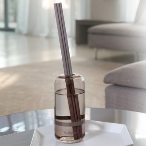 Pachet promo - Recipient parfum de camera Vase in forma cilindrica Gri cu betisoare + Rezerva de parfum 250 ml