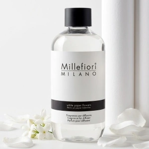 White Paper Flowers rezerva de parfum Millefiori Milano 250ml miros