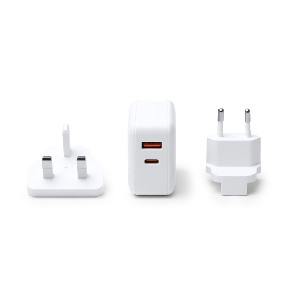 Adaptor universal de călătorie cu conectori interschimbabili