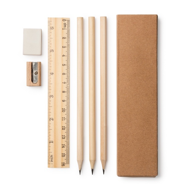 Writing set in natural wood, presented in a cardboard case