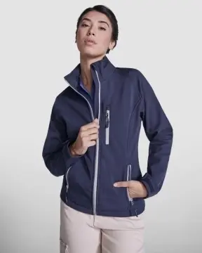 Jacheta SoftShell dama compus din 2 straturi