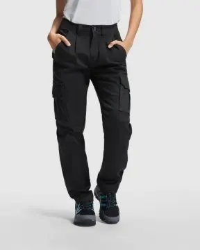 Pantaloni lungi de damă cu elastan pentru o mai mare libertate de mișcare