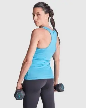 Maiou sport cu răscroiala mânecii