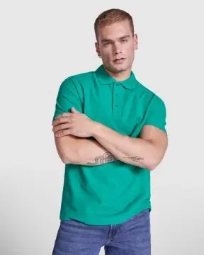 Tricou polo cu mânecă scurtă, guler canelat și fantă cu 3 nasturi
