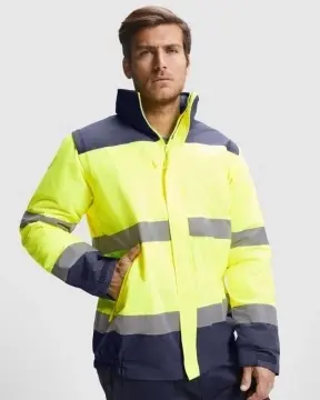 Geacă reflectorizanta rezistenta la apa si vant