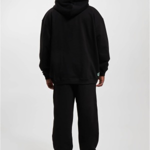 Rocawear School Suits - Img 2
