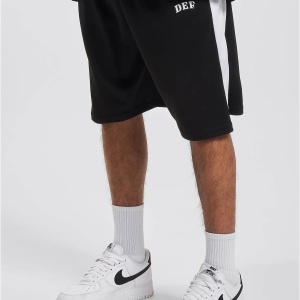 DEF STRIPES Short