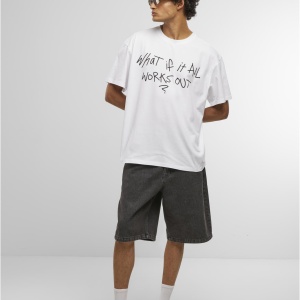 It All Works Out Wording Oversize Tee - Img 3