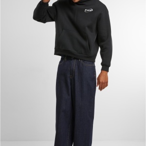 Dark Romance Fluffy Hoody - Img 3