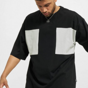 Big Double Pocket Tee Urban Classics