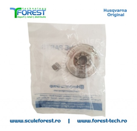 Carcasa ambreiaj originala pentru drujba Husqvarna 135, 135e, 140, 140e cu pinion fix si rulment pas .3/8" - Img 3