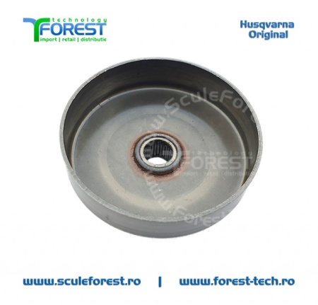 Carcasa ambreiaj originala pentru drujba Husqvarna 130, 135 Mark II cu pinion fix si rulment pas .3/8" - Img 3