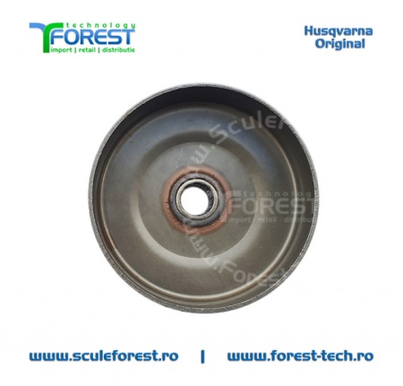 Carcasa ambreiaj originala pentru drujba Husqvarna 130, 135 Mark II cu pinion fix si rulment pas .3/8" - Img 4