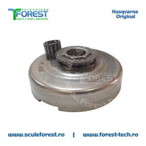 Carcasa ambreiaj originala pentru drujba Husqvarna 365, 365 X-TORQ, 371XP, 372XP, 372XP X-TORQ, Jonsered CS2166, CS2172 cu sproket si rulment pas .3/8"