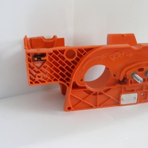 Carter (sasiu) original pentru drujba Husqvarna 136, 137, 142 - Img 2